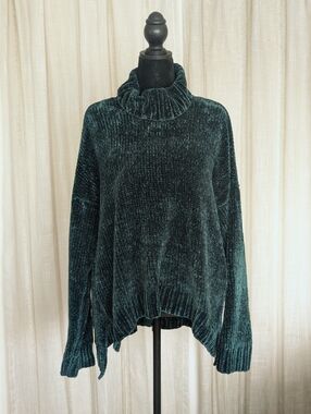 Marled by Reunited Clothing Hunter Green Chenille Sweater Oversized High Low